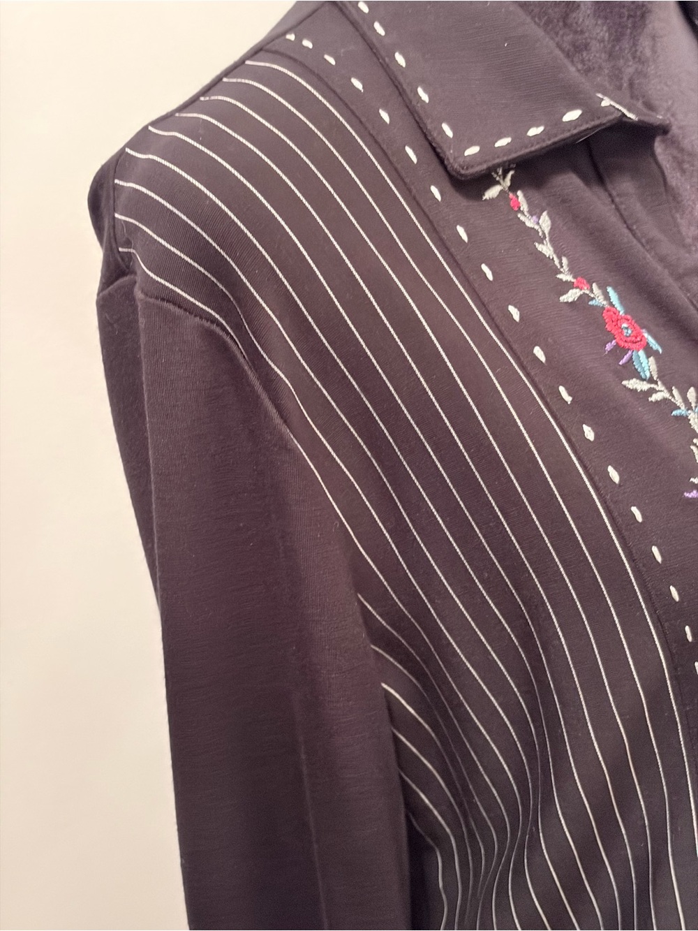 Teddi Black Patchwork Button-Up Blouse with Pink Floral Embroidery - Picture 8 of 11